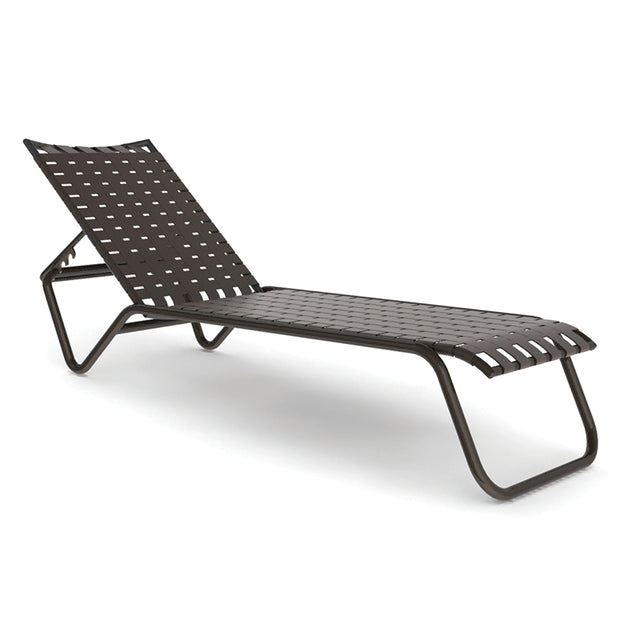 Black metal 2025 slat chaise lounge